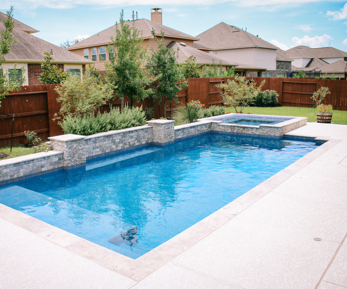 Trusted Pool Builders & Spa's Toronto Vaughan Barrie Oakville Innisfil