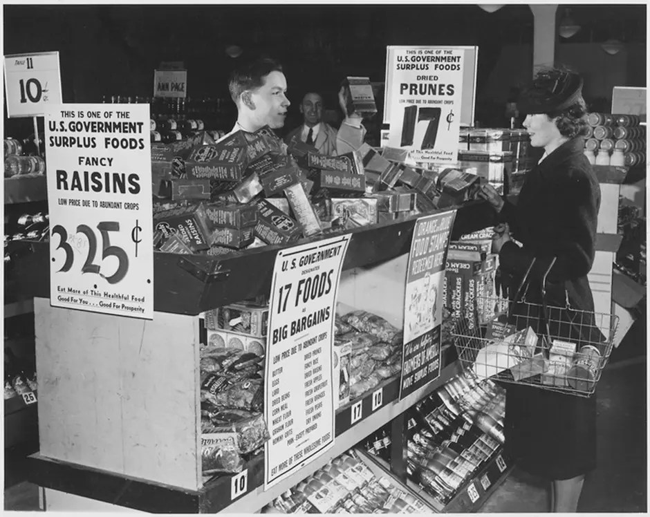 The Food Stamp Program The Hunger Museum A Virtual Project of MAZON