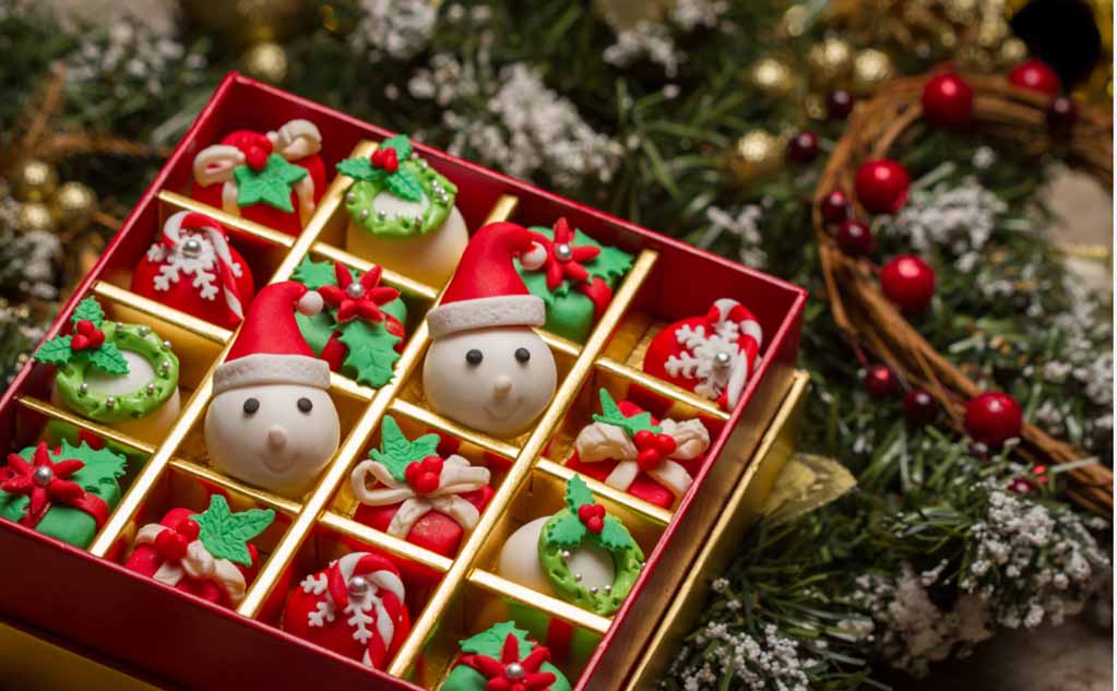 Here Are The Best Christmas Gifts And Hampers In Mumbai HungryForever