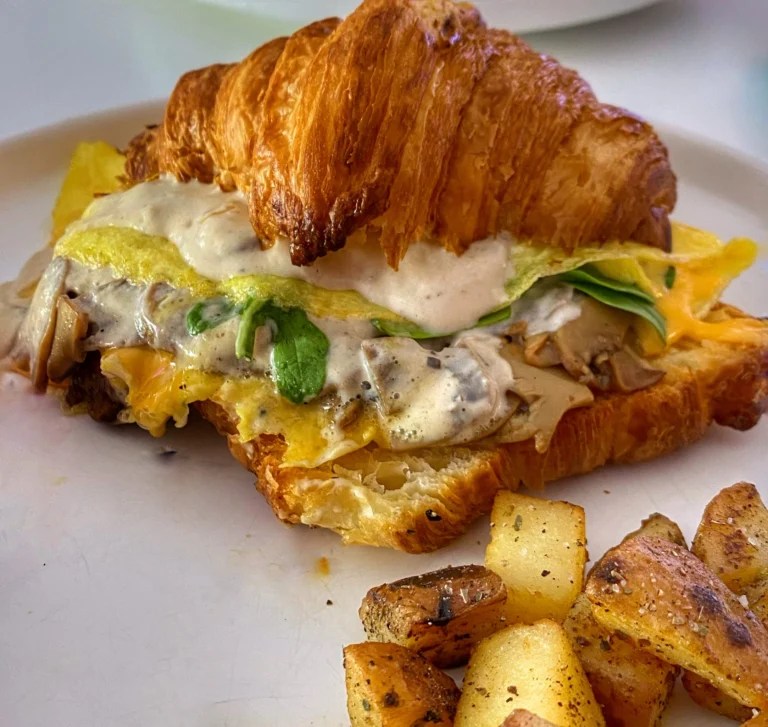 21 Places To Have Really Good Breakfast in Karachi [LIST]