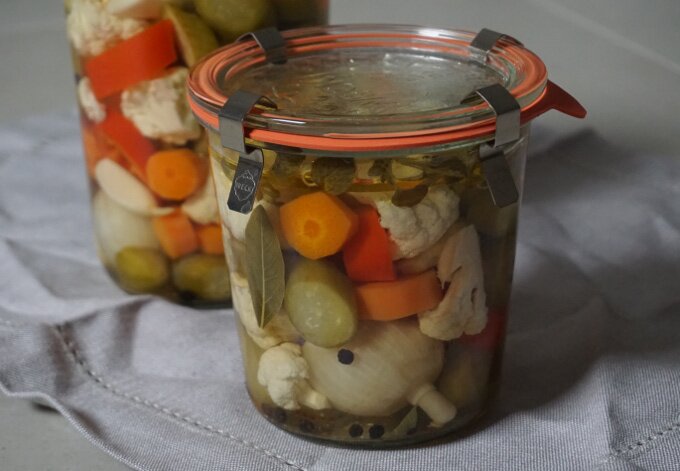 101: PICKLED VEGETABLES