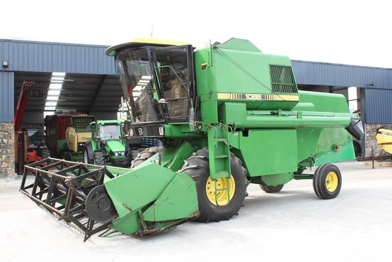John Deere 1065 Combine Hunter Kane & Son
