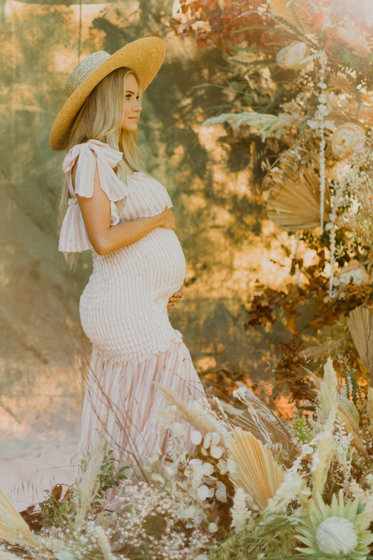 37 Week Wildflower Maternity Shoot Hunter Premo