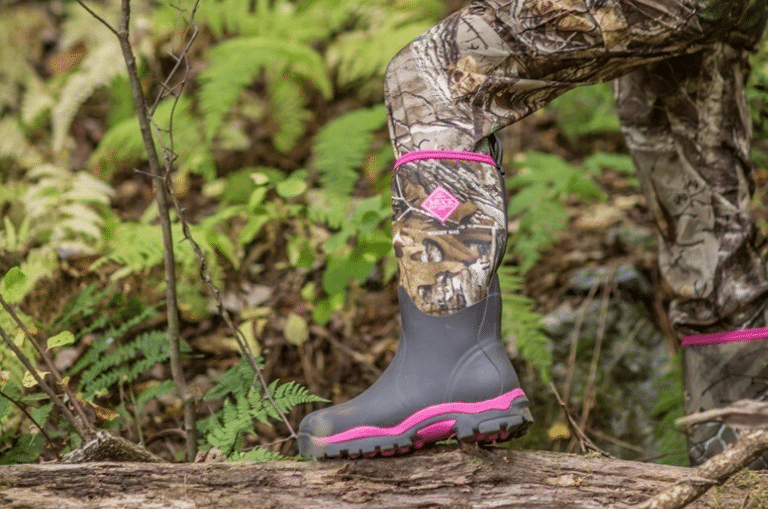 Kamik Men's Hunter Boot review 2022 (5 Best Kamik Boots Explained