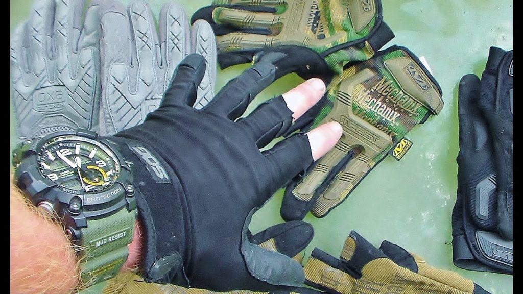 Should You Wear Gloves When Shooting? Hunting Note