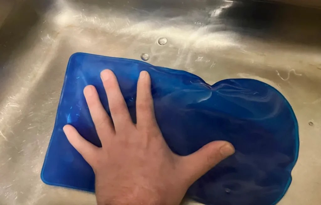 9 Reasons Your CamelBak Bladder Is Leaking [+Fixes]