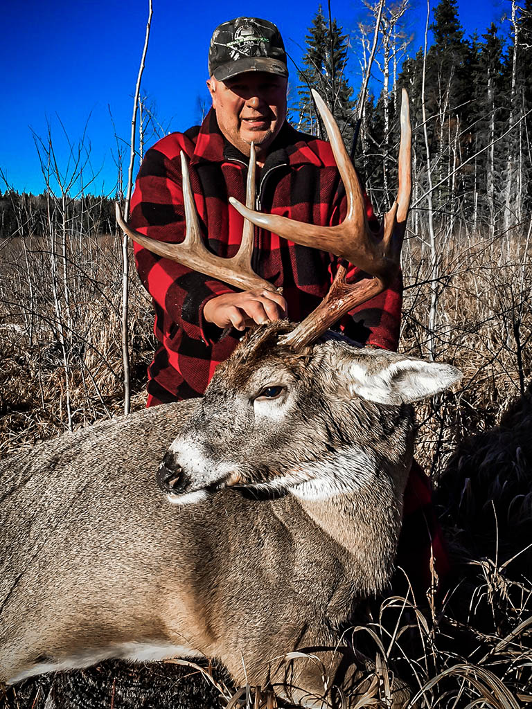Whitetail Deer Hunting Hunt Rogue Alberta Canada Hunting Outfitters
