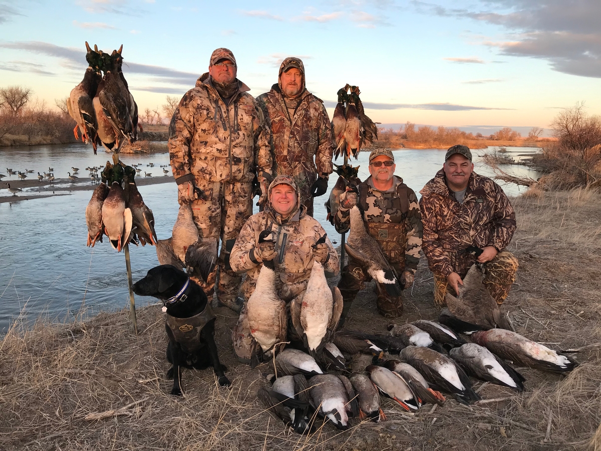 Interlake Safaris Nebraska Waterfowl Hunts
