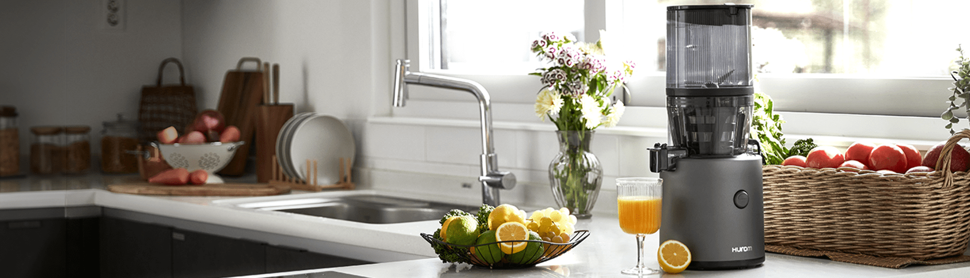 Соковитискач Hurom H320N Gray купити в Україні | Hurom