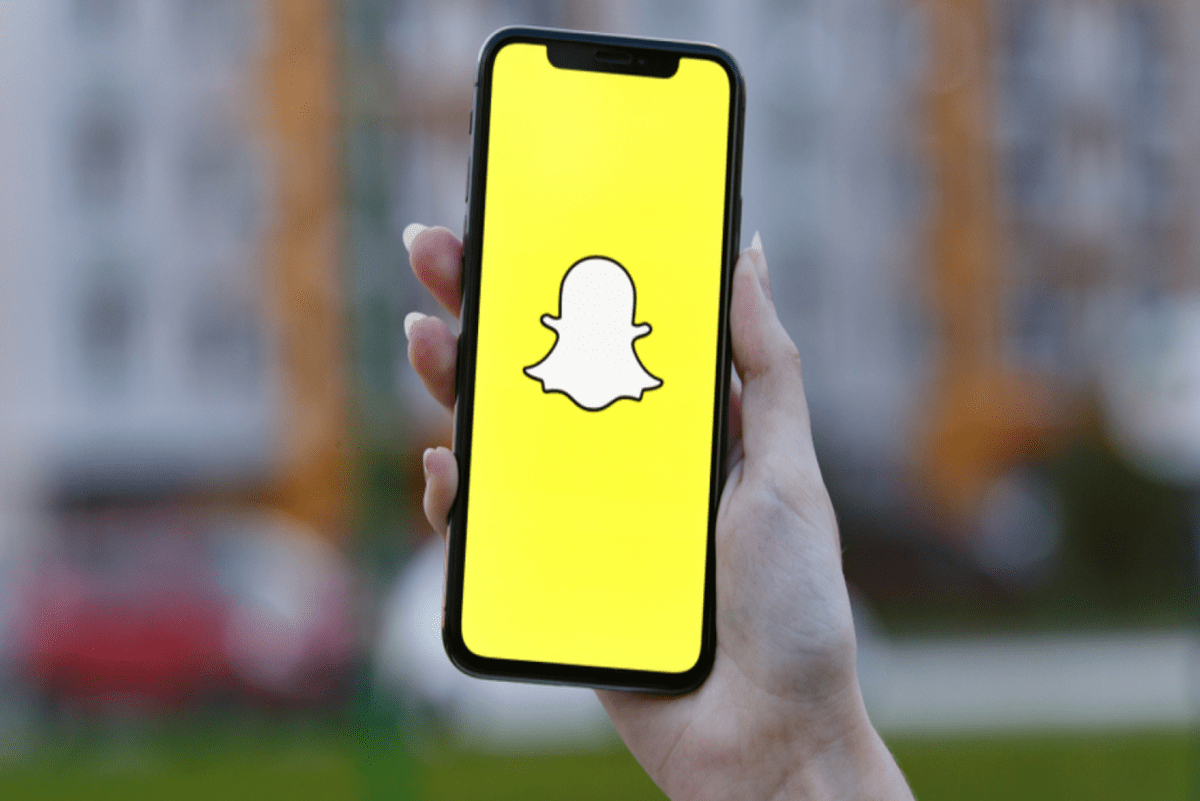 What Does The X Mean On Snapchat? & Why It’s A Secret Mark Of Honor