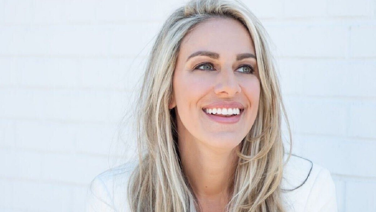 Meet Dr. Amberleigh Carter Doctor of Metaphysics, Alternative Medical