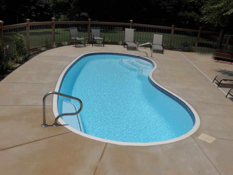 Swimming Pool Installation in Springfield & White House, TN Hutch Pools