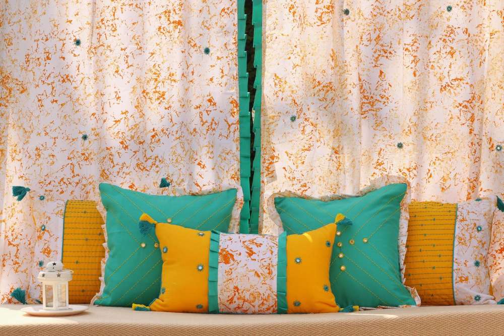 5 cushion cover sets that will help you give your home the perfect
