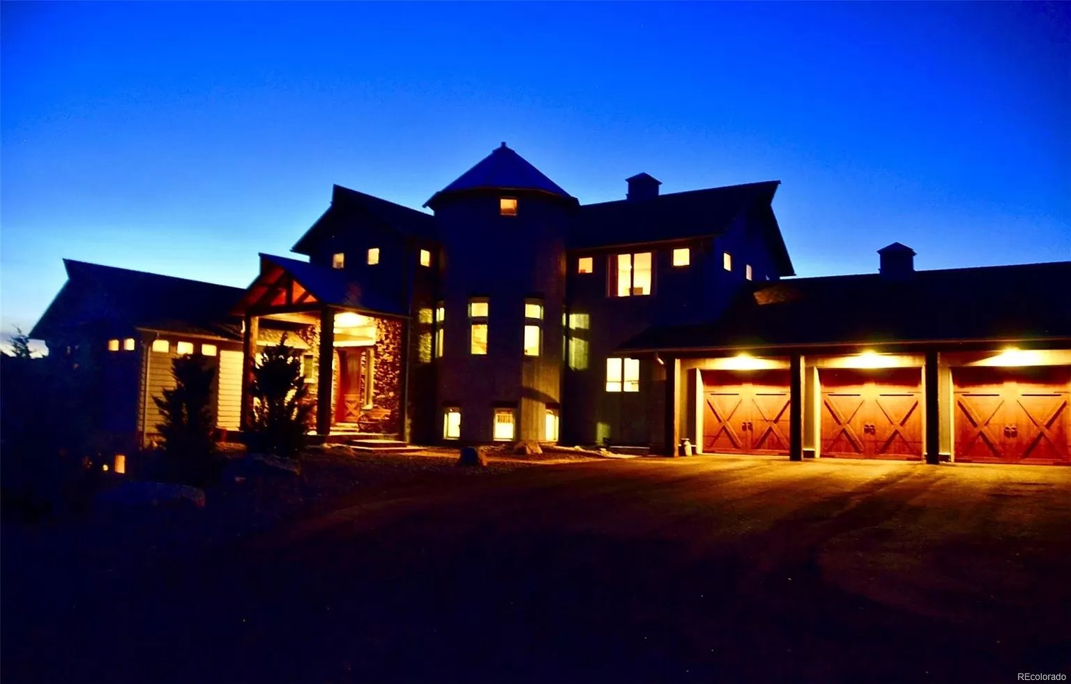 2284 Ballard CT Hutton Builders