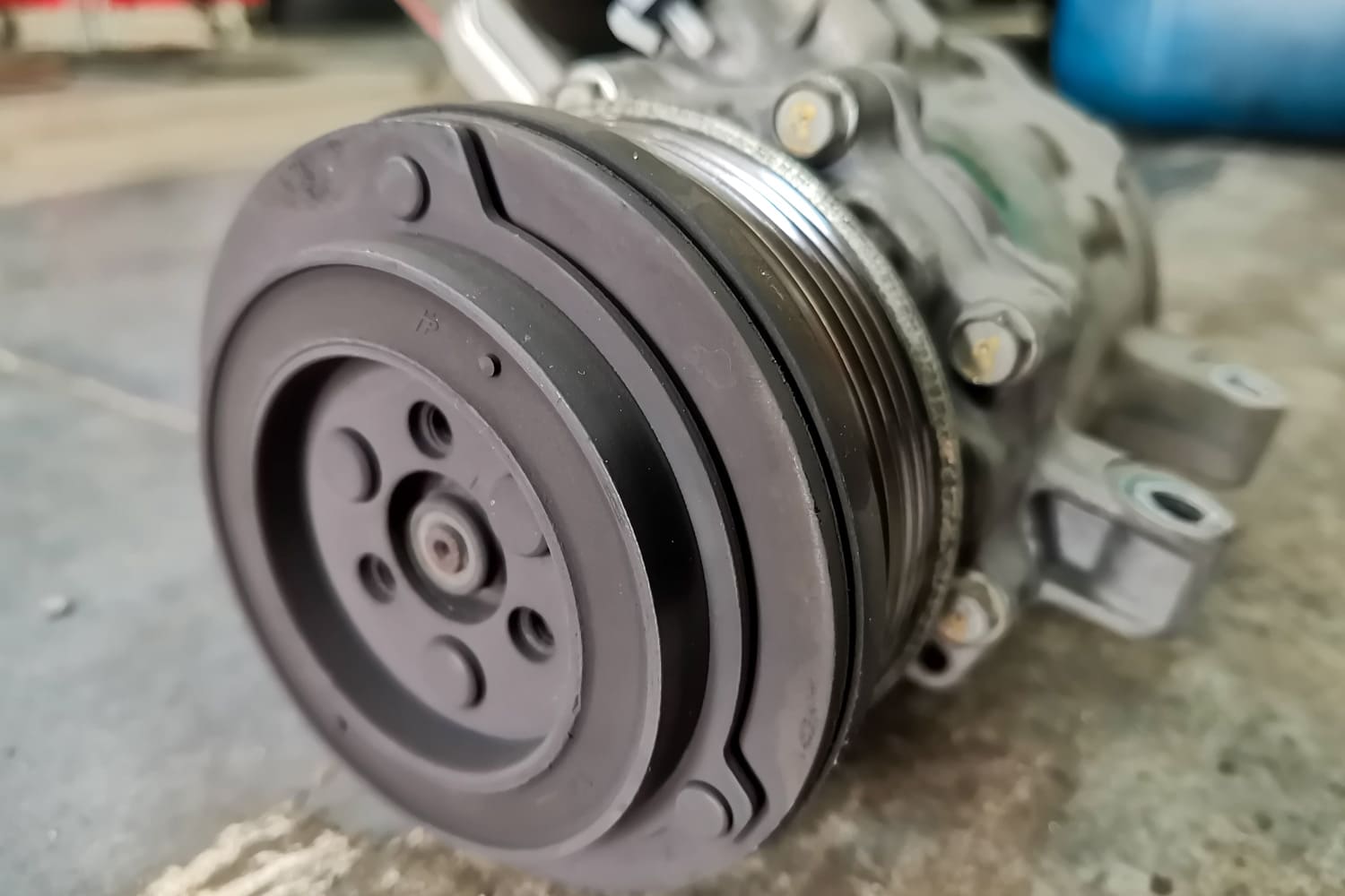 Air Conditioner Makes a Banging Sound When It Turns On What's That