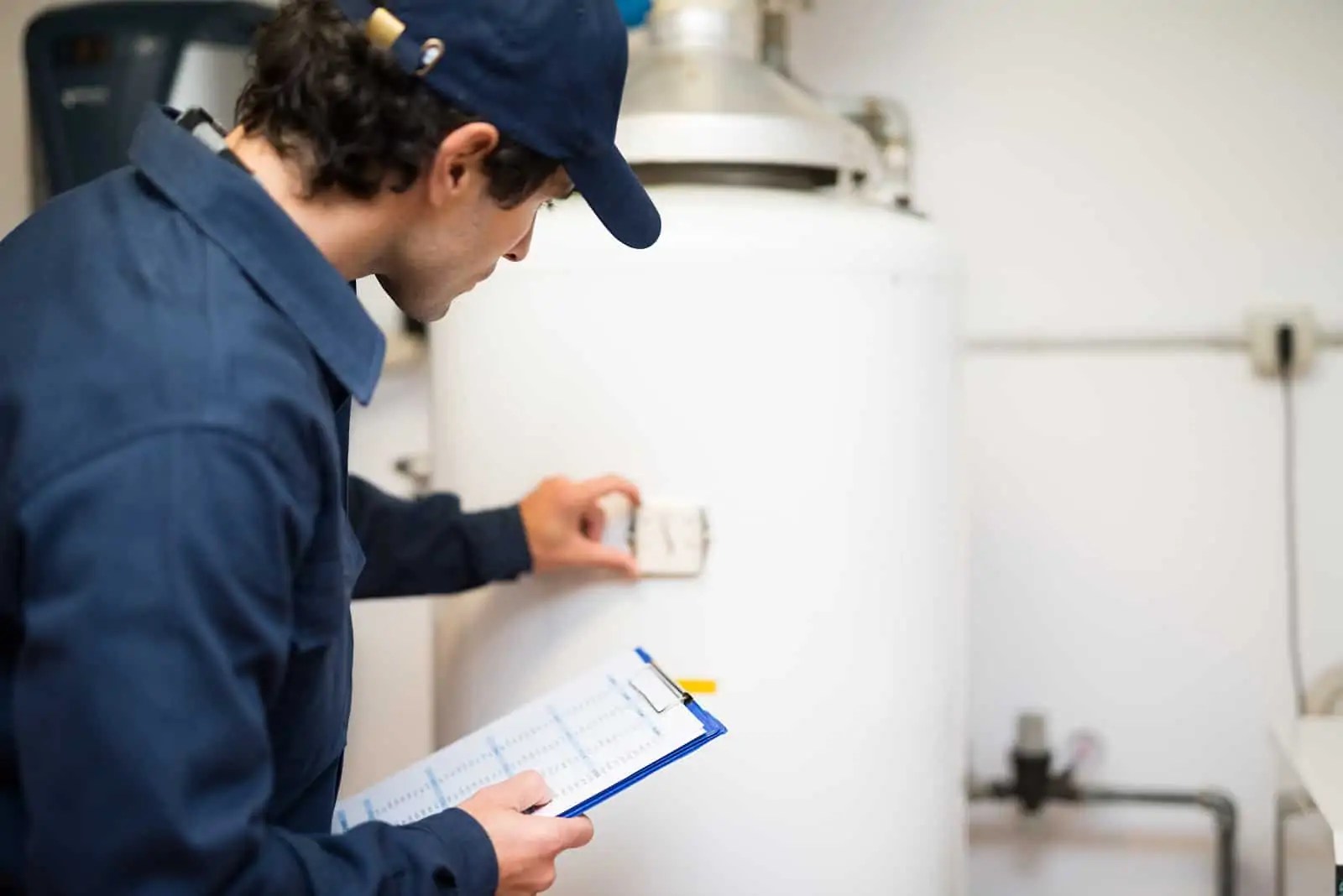 Boiler vs Furnace Explained What's the Difference? HVAC Solvers