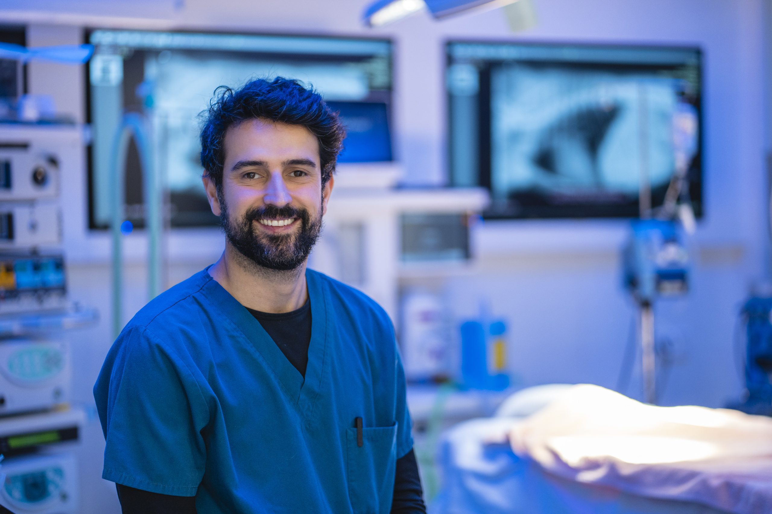 Ramón Álvarez Veterinario HV Nacho Menes