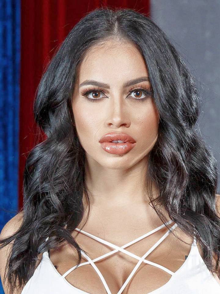 Victoria June's Instagram, Twitter & Facebook on IDCrawl