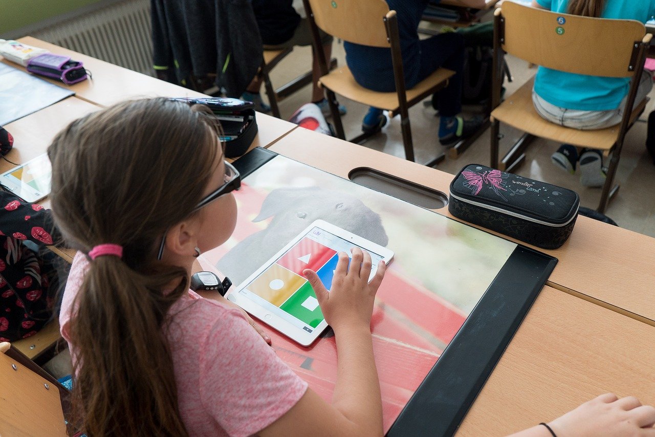 Tips on How Teachers Can Engage Young Children in Remote