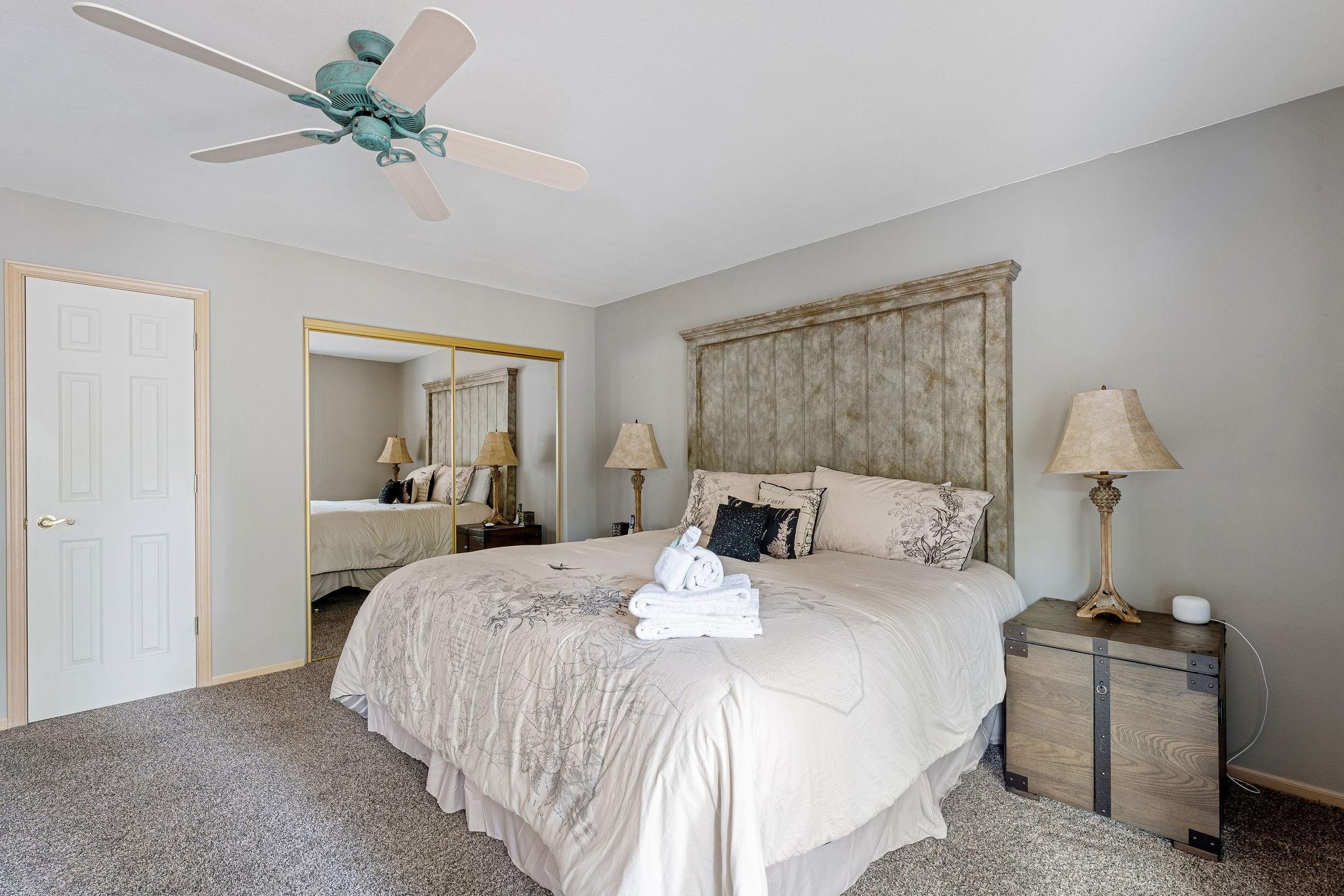 52 Stony Creek Chalet 3 Bedroom Home Vacation Rentals Homes & Hideaways by World of Hyatt