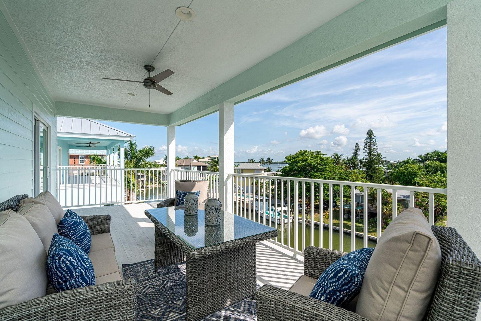 661 Estero Blvd "Beach to Bay" 5 Bedroom Home Vacation Rentals