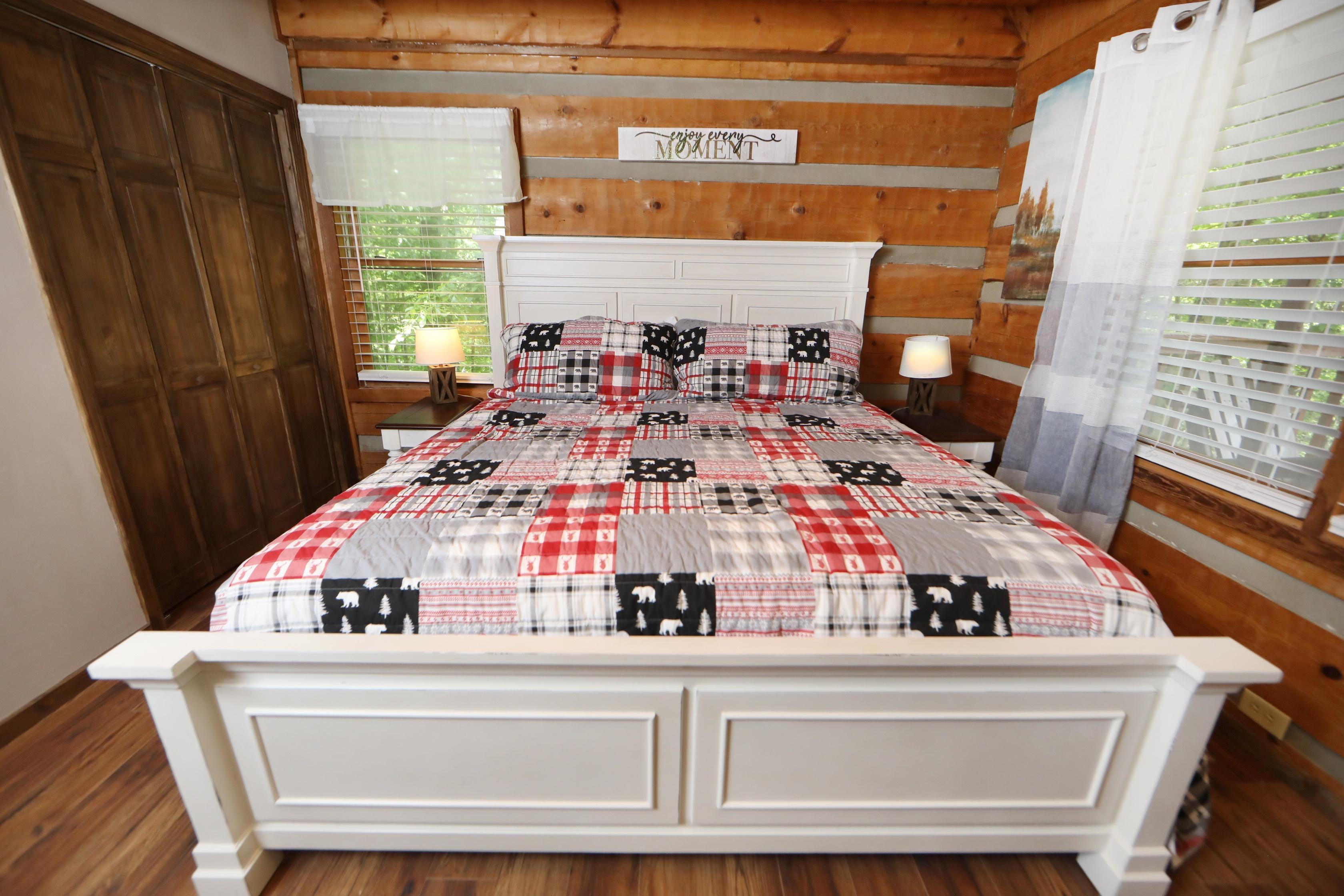 Bear Trails 2 Bedroom Cabin Vacation Rentals Homes & Hideaways by