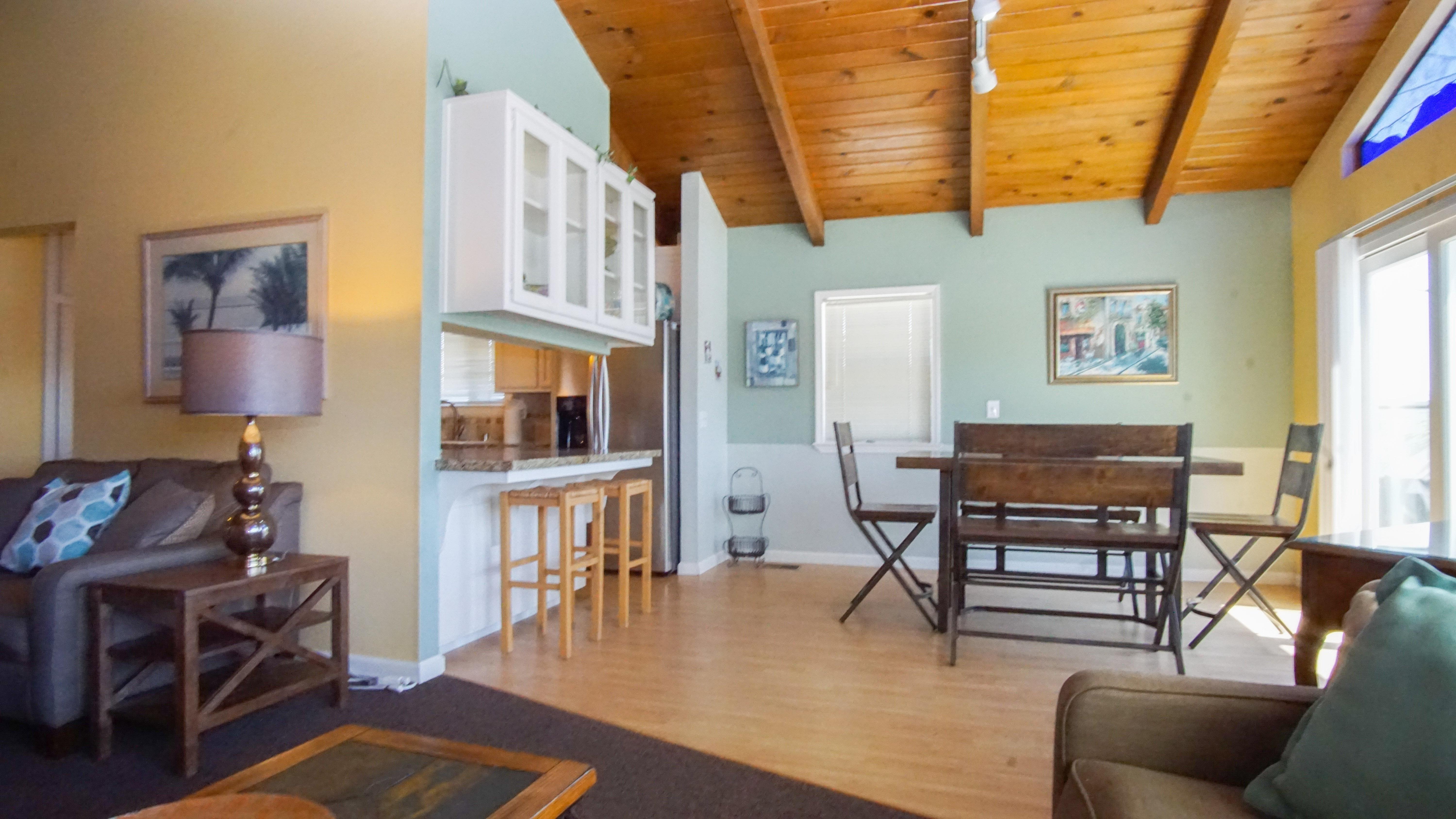 333 Juanita Avenue 3 Bedroom Home Vacation Rentals Homes