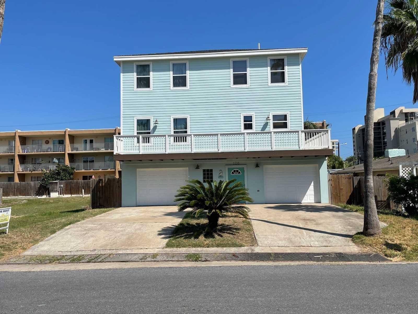 126 E PIKE 4 Bedroom Condo Vacation Rentals Homes & Hideaways by