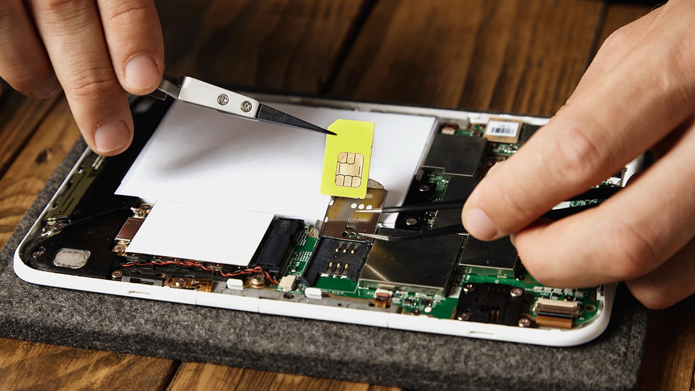 SIM Card Gets Damaged 9 Frequent Reasons Hybrid Sim