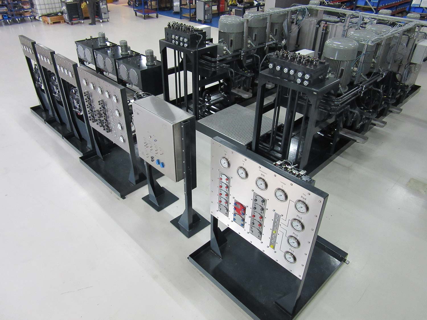 Hydraulic systems industry Multipurpose test rig