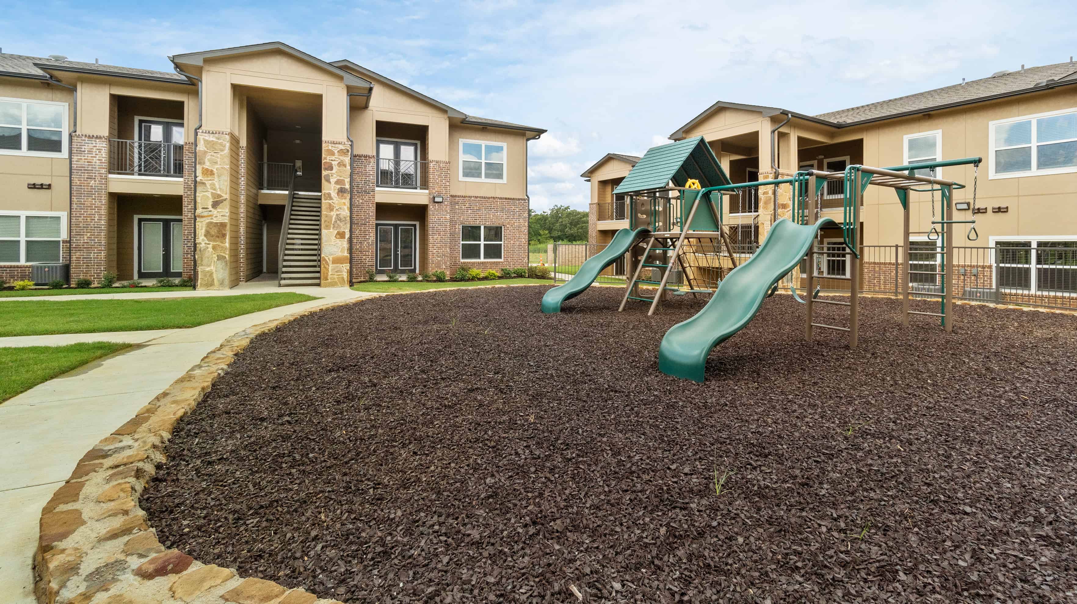 Photos The Hyde Park Apartment Homes