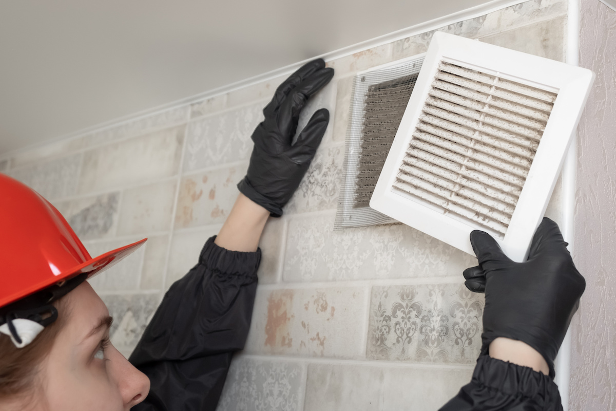 Yes, You Should Clean Your Ducts at the End of Summer Here's Why