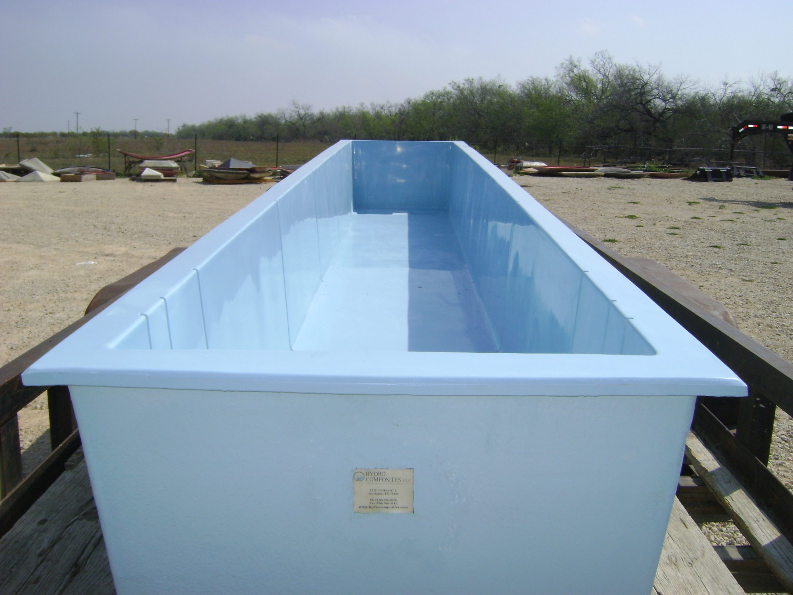 898 gal. Rectangular Fiberglass Raceway Tank Hydro Composites, LLC