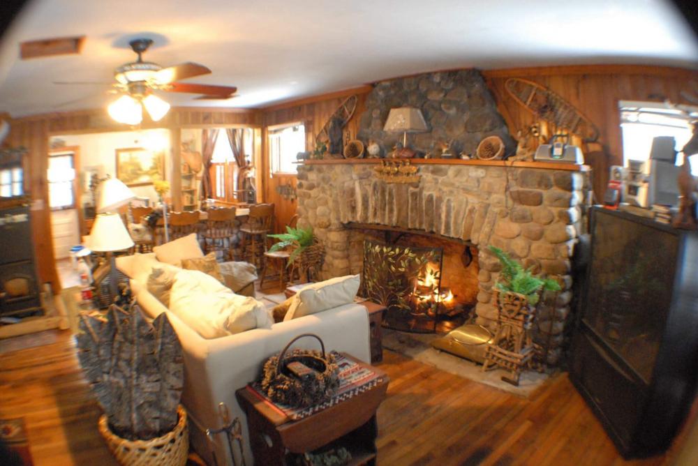 A Charming Log Cabin in New York