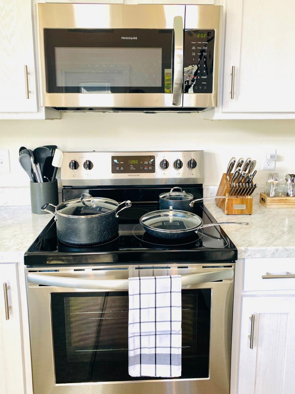 This 399 Sqft. Clayton Tiny Home is an Amazing New Home in North Carolina