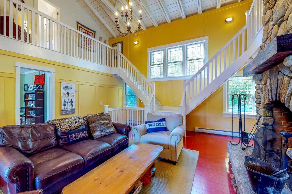 Incredible Cabin Getaway on the Shores of Lake Rescue in Ludlow, Vermont