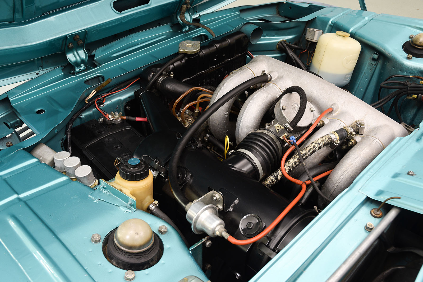 BMW 2002 tii Used Original Kugelfischer FUEL INJECTION SYSTEM Pump