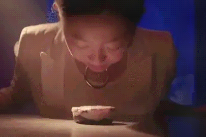 Learn More About the Girl That Smashes Her Face Into Bread on Instagram