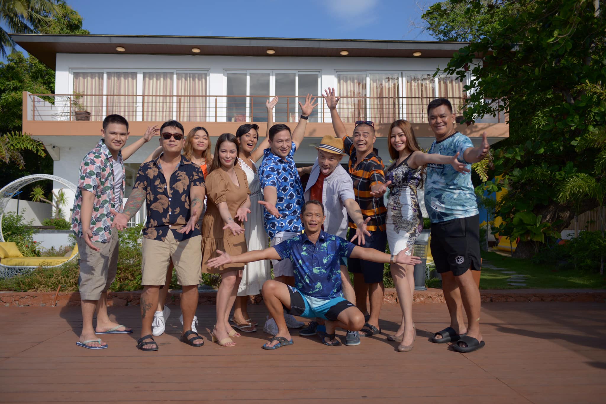 Eric, Epy, Vandolph and Jenny Quizon star in NET25’s new comedy show