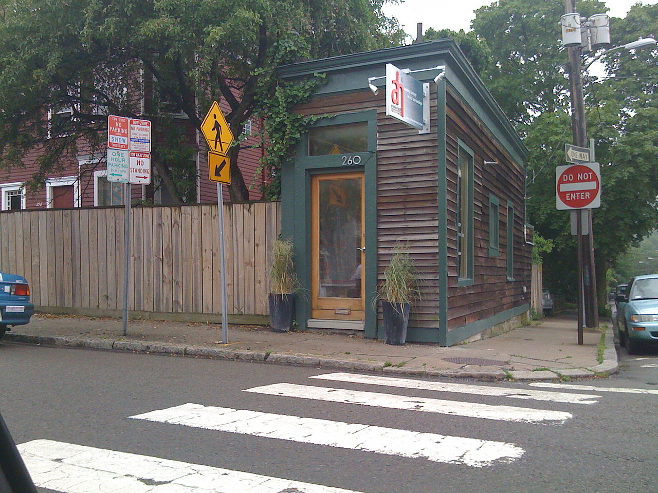 The Spite House, an Architectural Phenomenon Built on Rage and Revenge