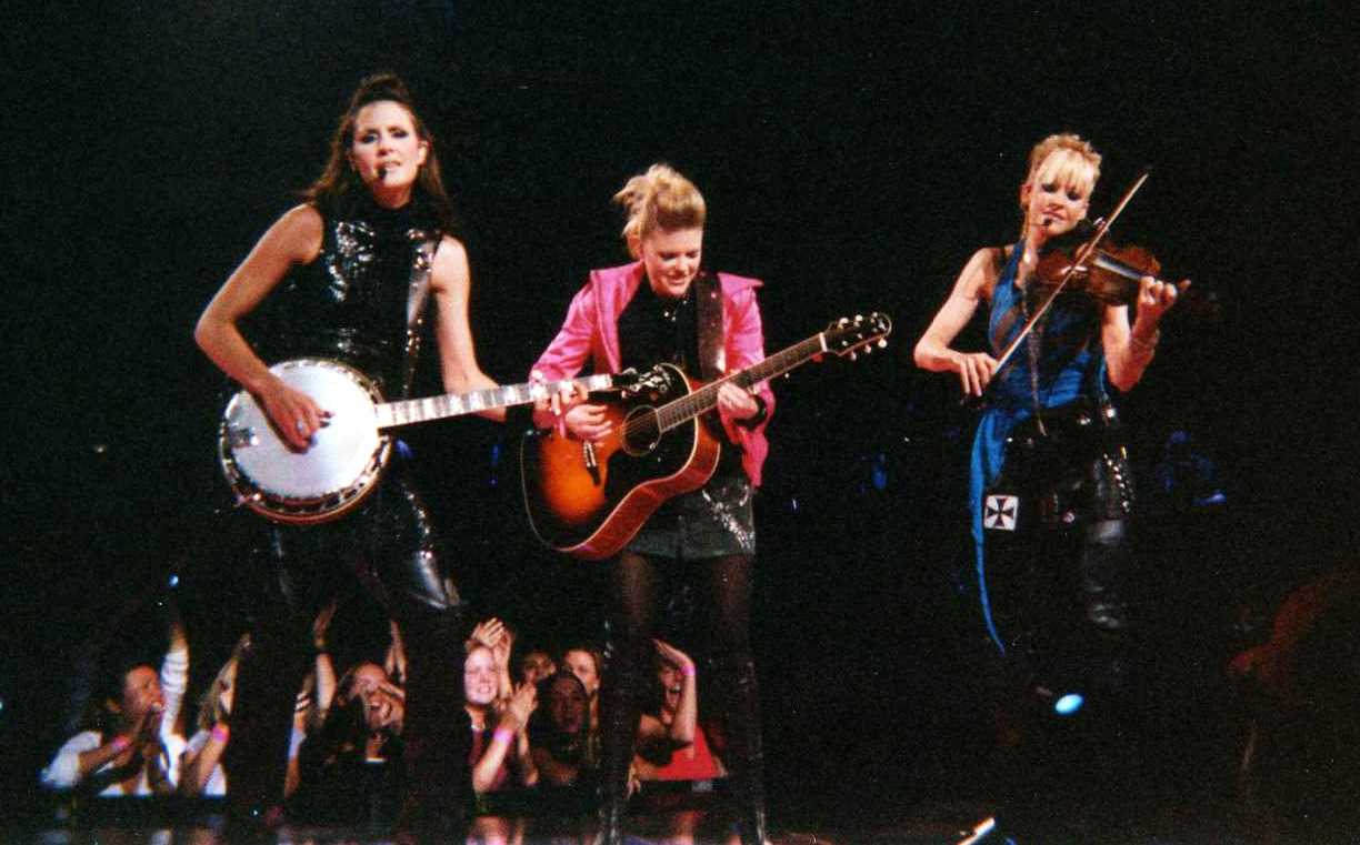 The Chicks'Home The controversy that almost ended the career