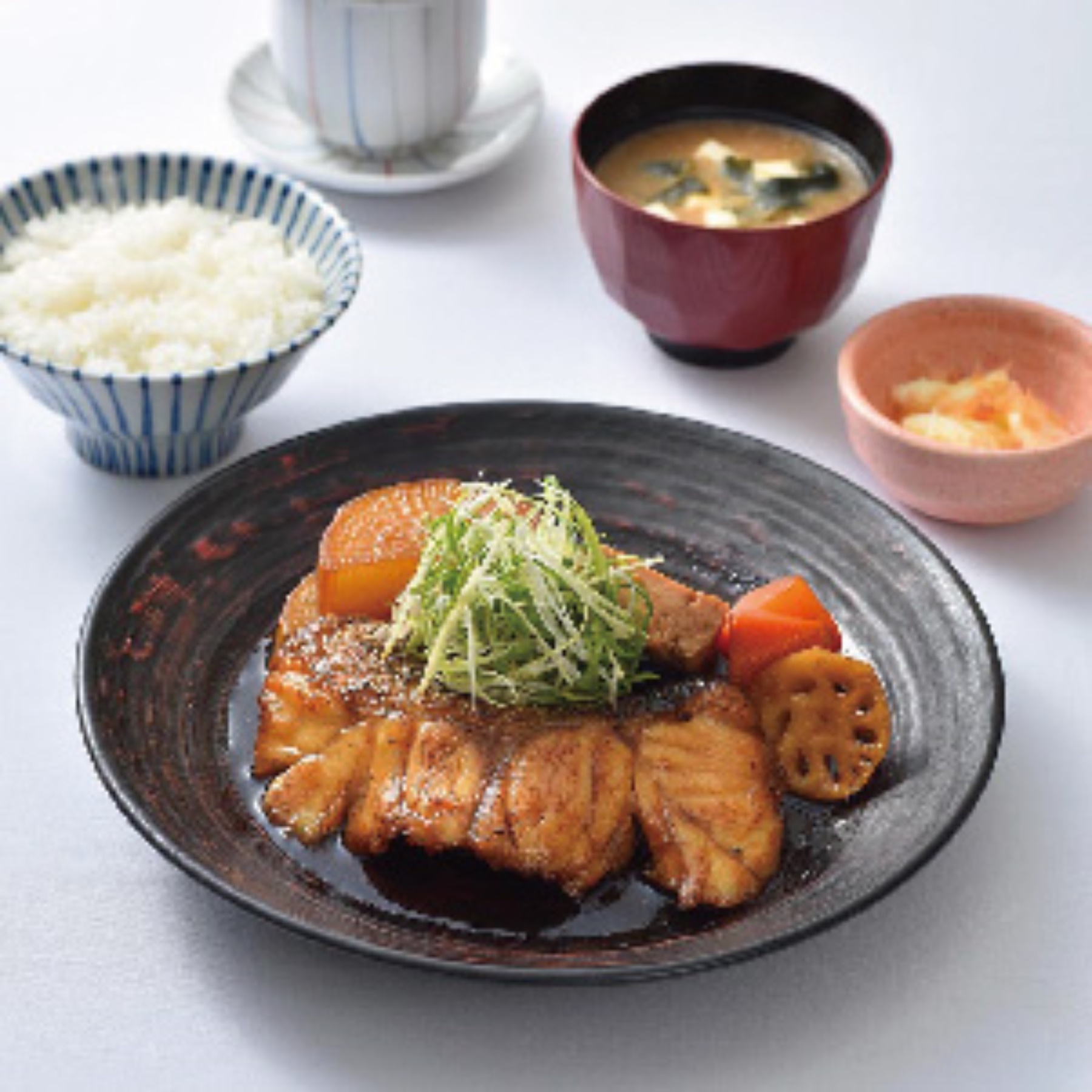 爺爺奶奶最愛：「鹽麴龍虎斑鍋」，大戶屋給你2020年年有魚！