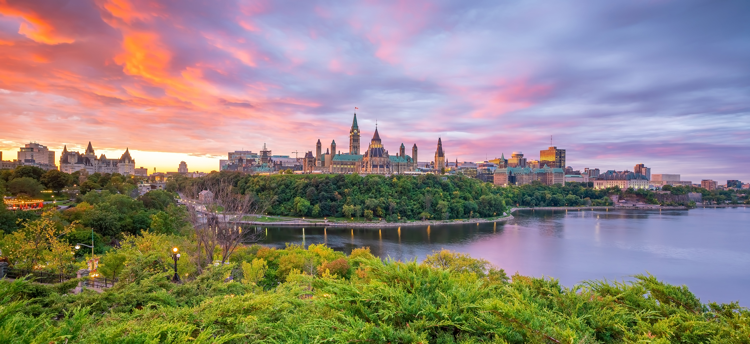 From Squamish to Ottawa Book Transport Tickets from CAD 318