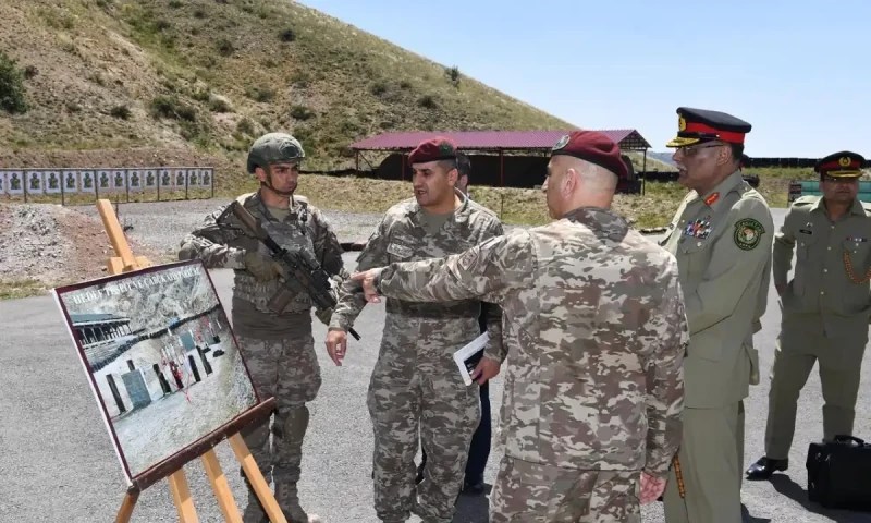 جنرل ساحر شمشاد مرزا کا دورہ ترکیہ، وزیر دفاع اور فوجی قیادت سے ملاقاتیں