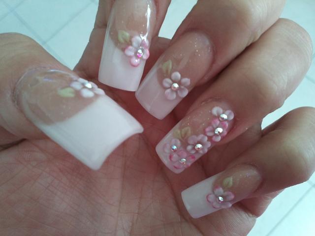 Uñas 3D bajo relieve Imagui