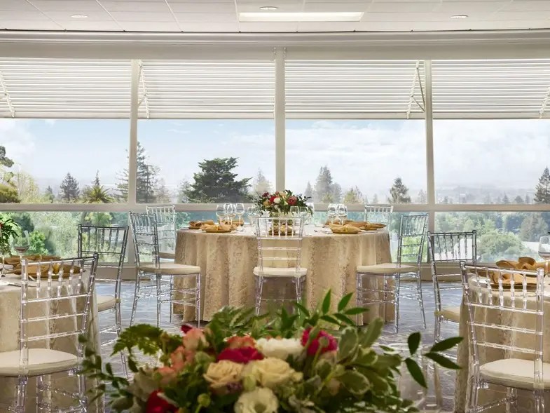 Claremont Club & Spa, A Fairmont Hotel