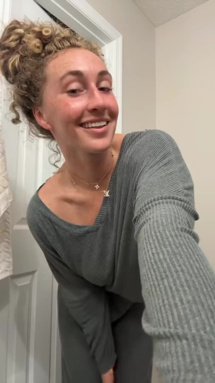 karlyetaylor (karlyetaylor76) Urlebird