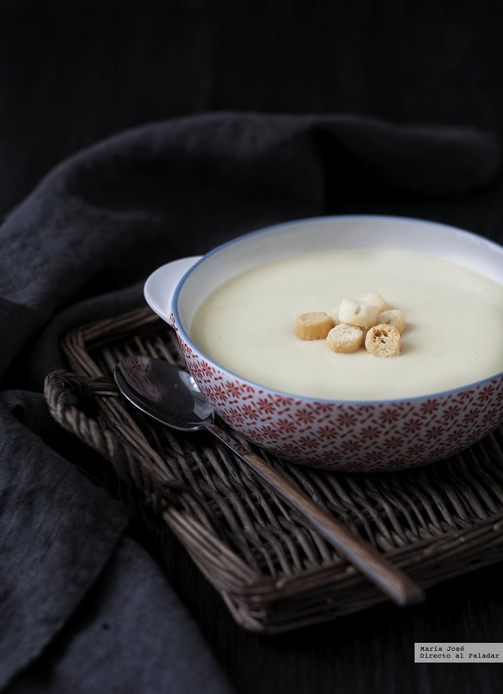 Vichyssoise sin nata ni mantequilla. Receta de cocina fácil, sencilla