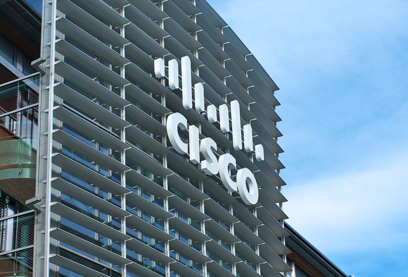 Turbulencia en sector tecnológico Cisco anunció el despido de más de 4