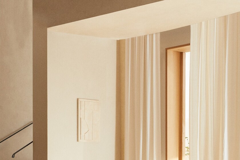 The Most Desired Zara Home News; The Linen Curtains, The Cement Table And The White Jute Rug